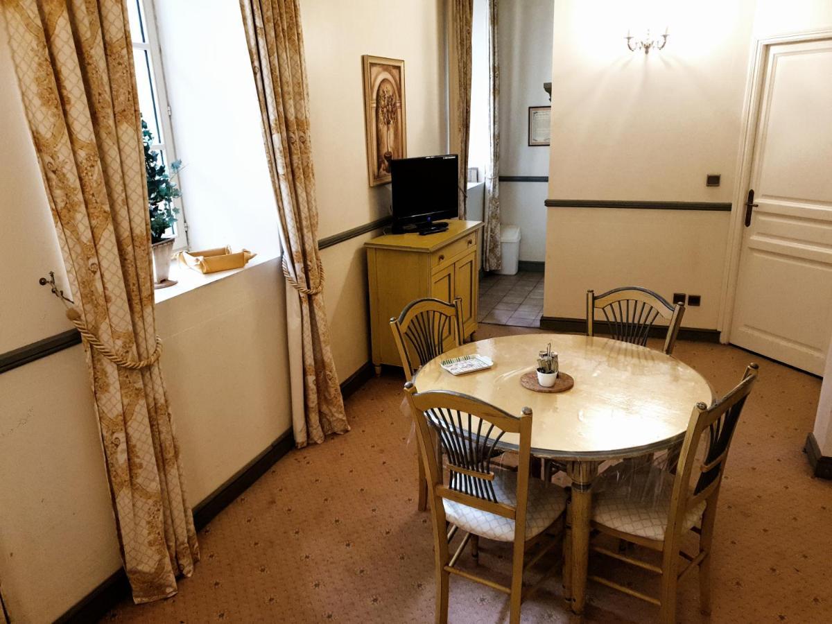 Appartement Chateau Des Gipieres มงต์เบริง-เลส์-แบงส์ ภายนอก รูปภาพ